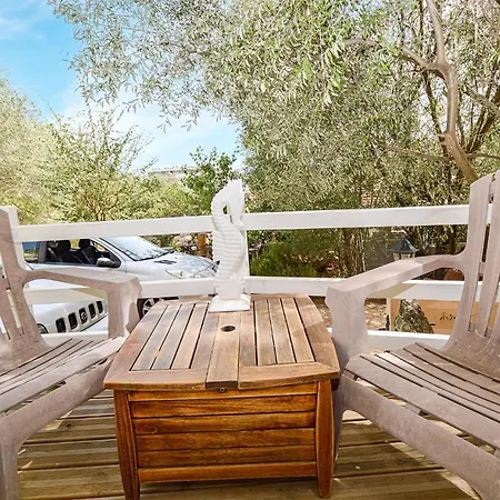 Awesome In Vecchio With Wifi And 2 Bedrooms *