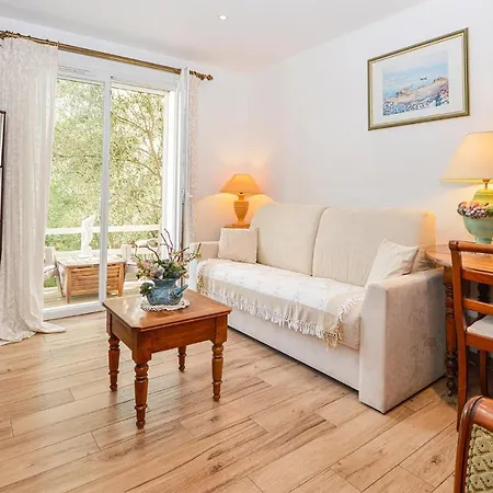 Awesome In Vecchio With Wifi And 2 Bedrooms